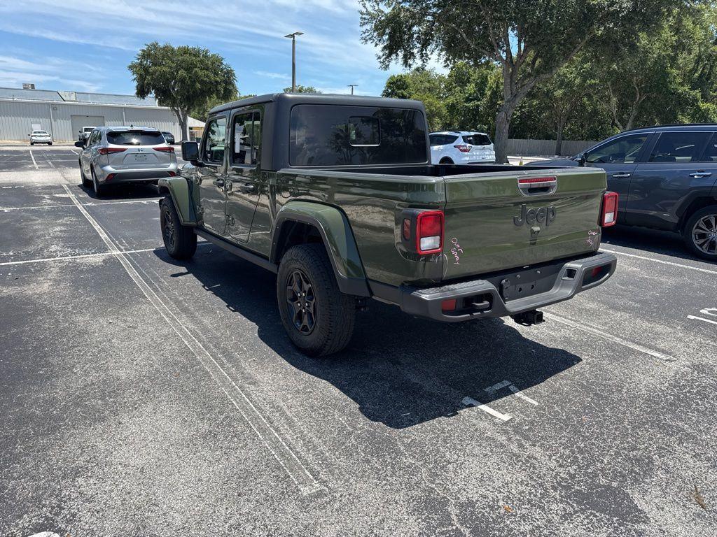 used 2021 Jeep Gladiator car, priced at $31,900