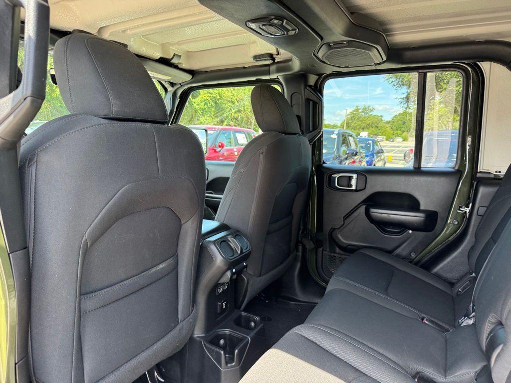 used 2021 Jeep Gladiator car, priced at $31,600