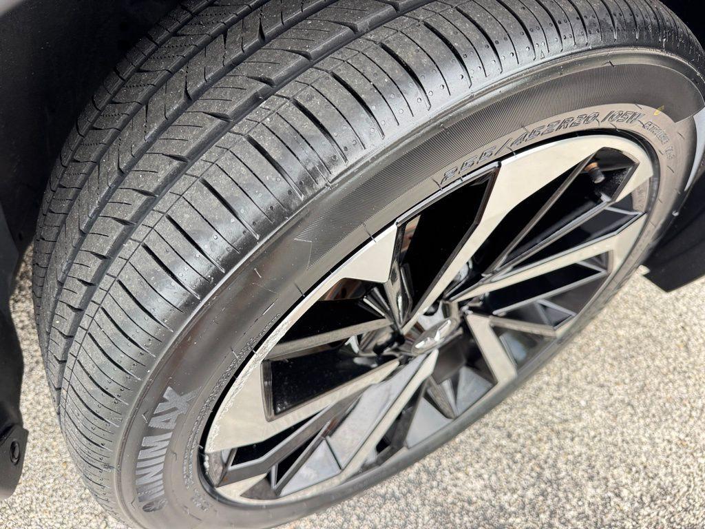 used 2022 Mitsubishi Outlander car, priced at $20,000