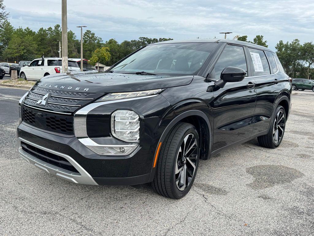 used 2022 Mitsubishi Outlander car, priced at $20,000
