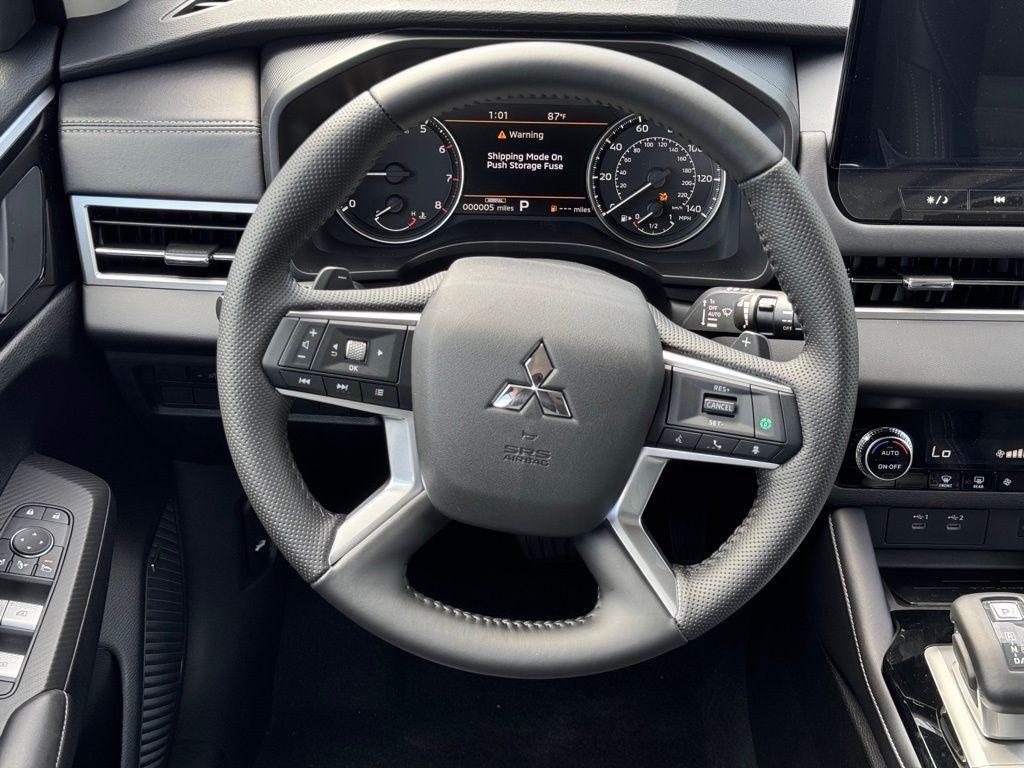 new 2025 Mitsubishi Outlander car, priced at $36,105