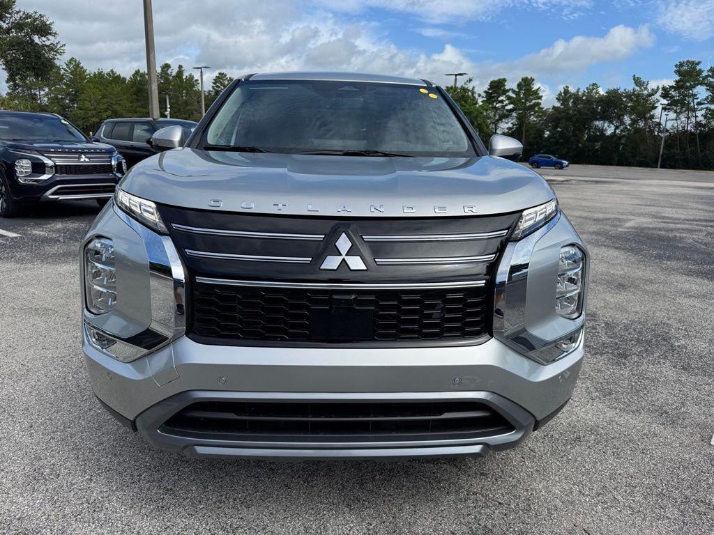 new 2025 Mitsubishi Outlander car, priced at $36,105