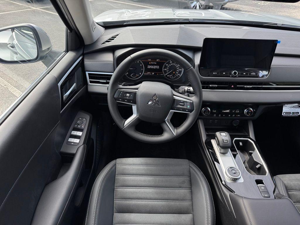 new 2025 Mitsubishi Outlander car, priced at $36,105