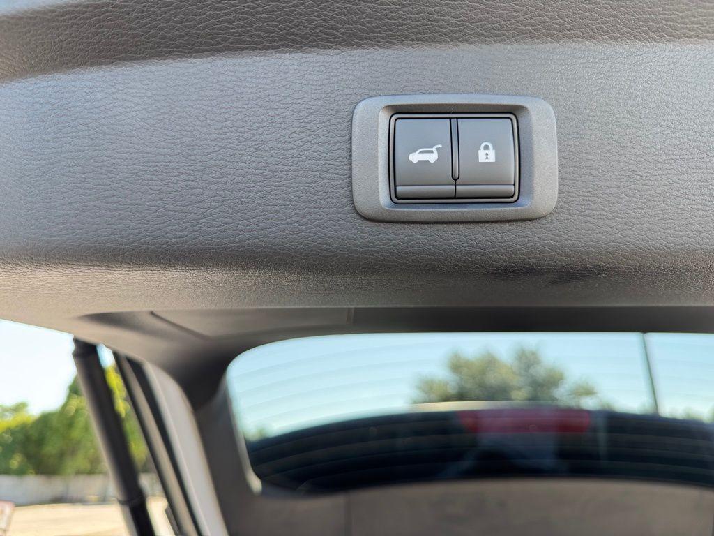 new 2025 Mitsubishi Outlander car, priced at $40,395