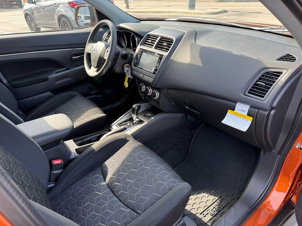 new 2025 Mitsubishi Outlander Sport car, priced at $28,685