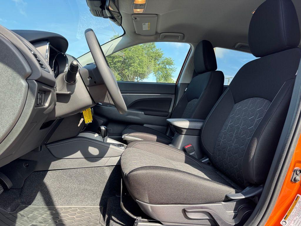 new 2025 Mitsubishi Outlander Sport car, priced at $28,685