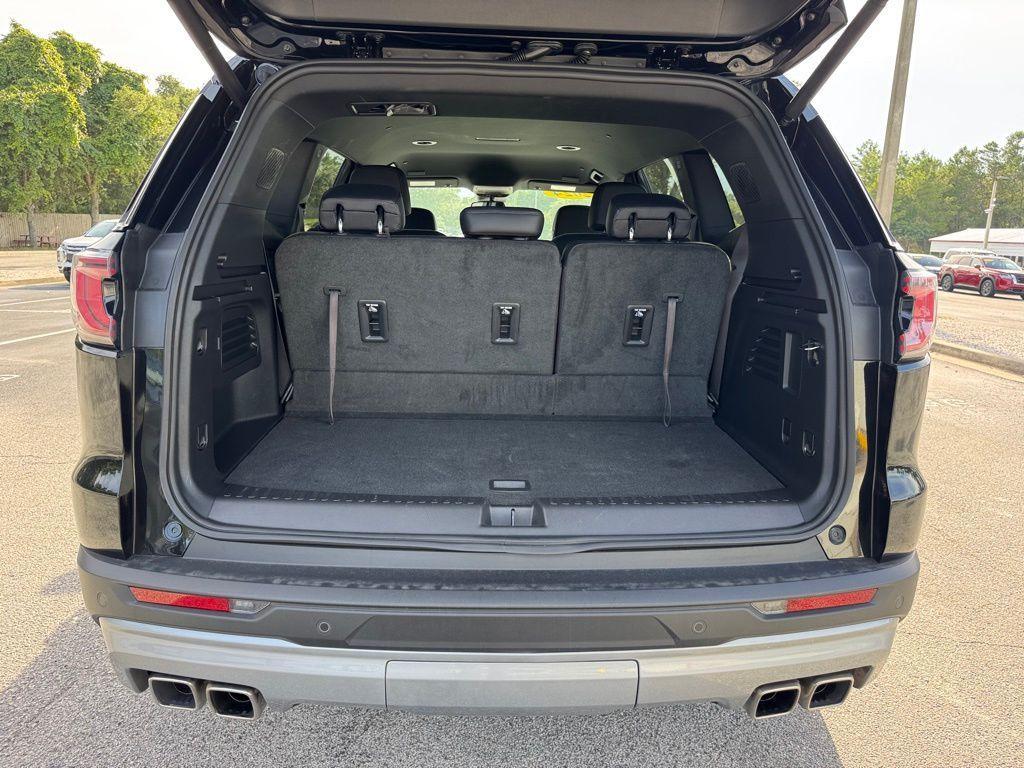 used 2024 GMC Acadia car, priced at $41,200