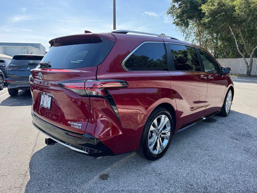used 2022 Toyota Sienna car, priced at $45,700