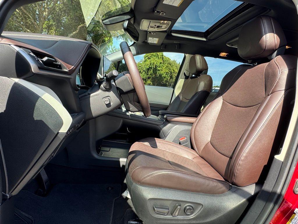 used 2022 Toyota Sienna car, priced at $45,700