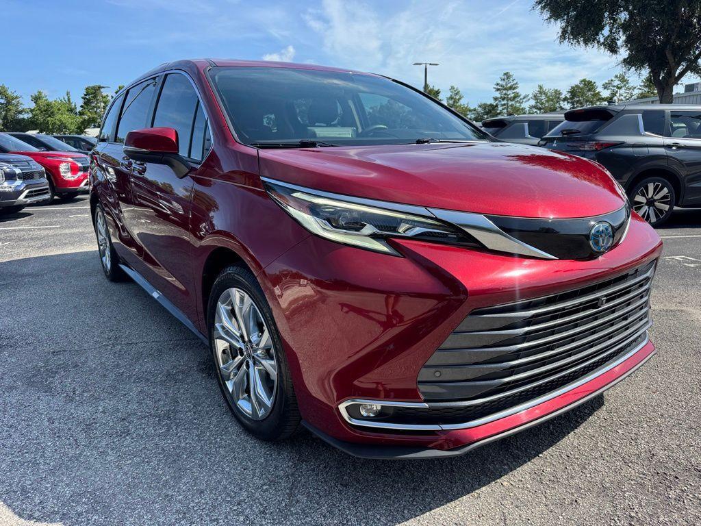 used 2022 Toyota Sienna car, priced at $45,700
