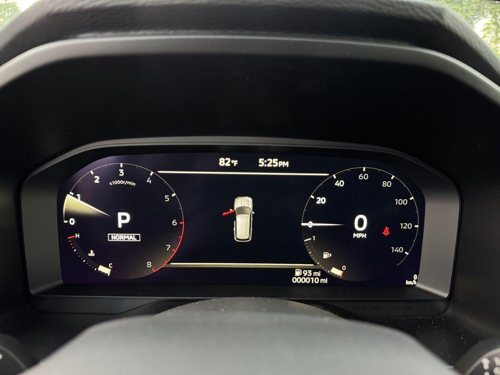 new 2025 Mitsubishi Outlander car, priced at $40,195
