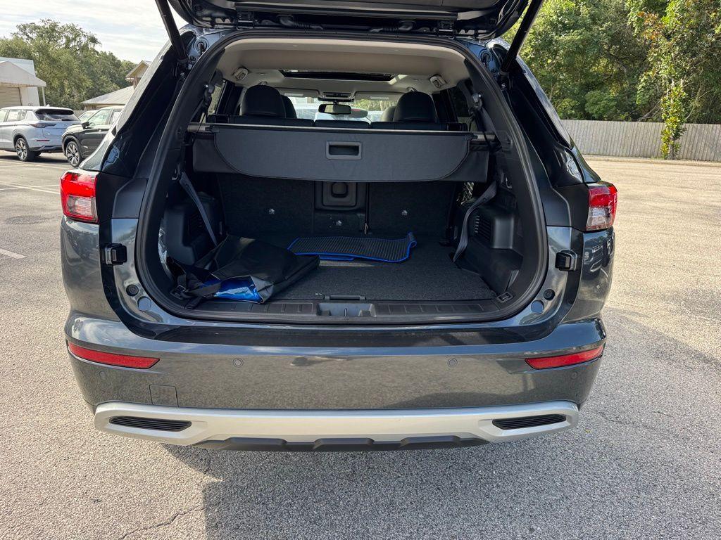 new 2025 Mitsubishi Outlander PHEV car, priced at $40,767