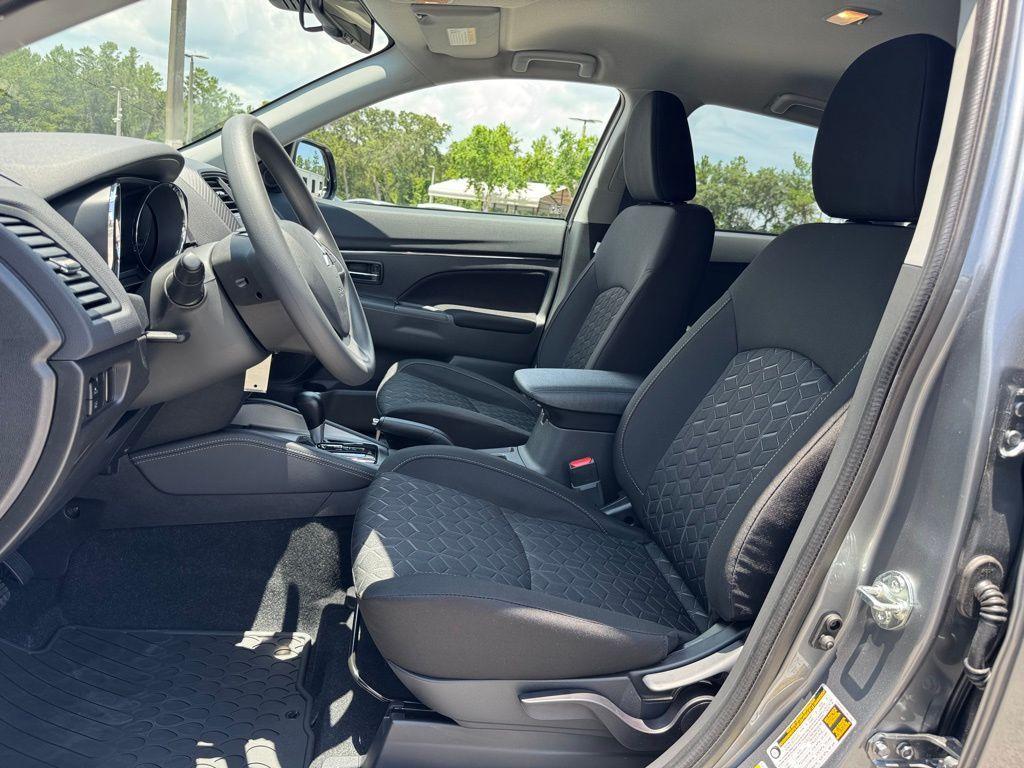 new 2025 Mitsubishi Outlander Sport car, priced at $28,290
