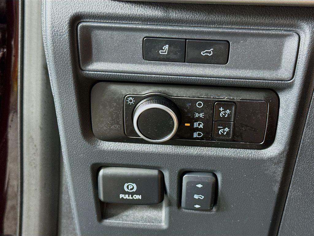 used 2024 Ford Expedition Max car, priced at $43,900