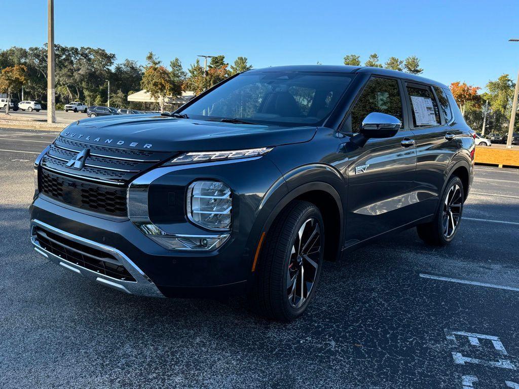 new 2025 Mitsubishi Outlander PHEV car