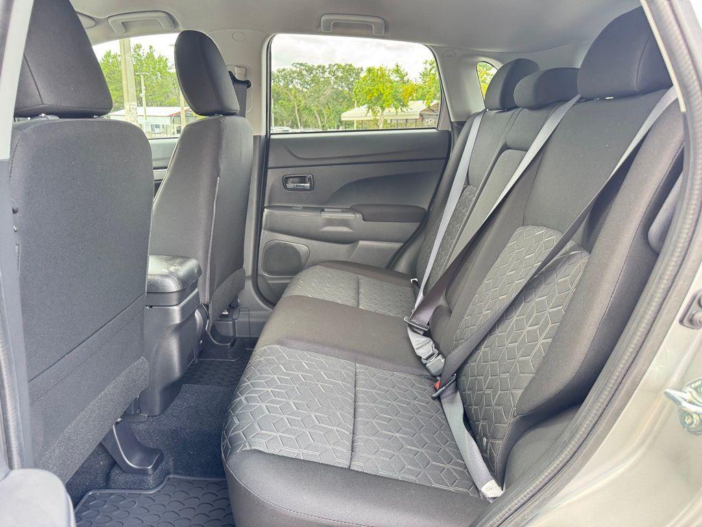 new 2025 Mitsubishi Outlander Sport car