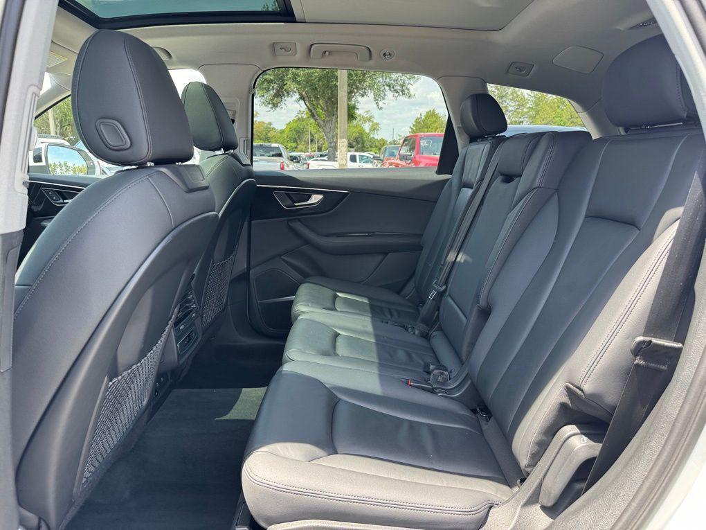 used 2023 Audi Q7 car, priced at $34,500