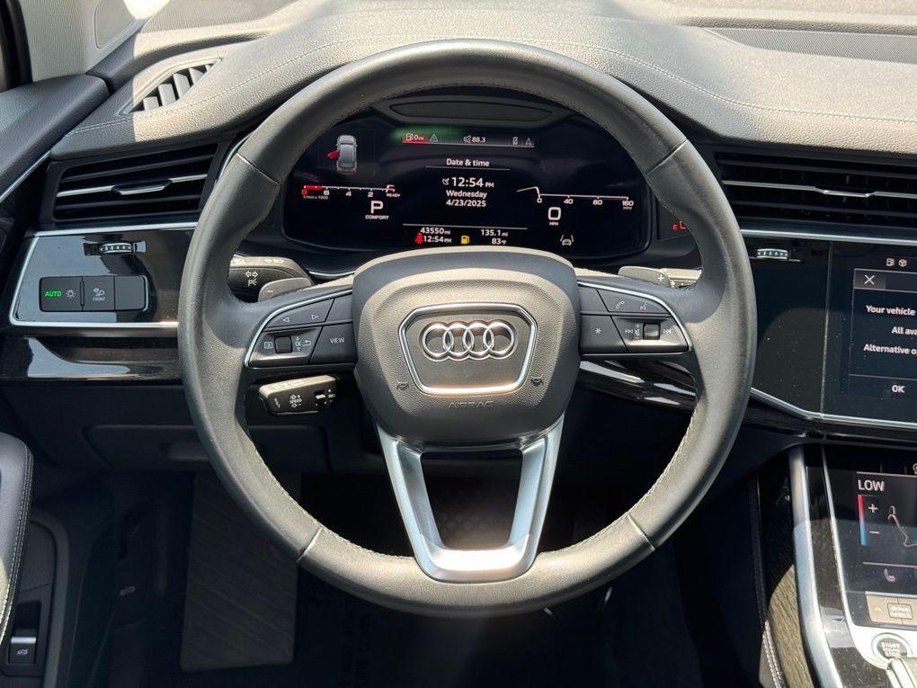used 2023 Audi Q7 car, priced at $34,500