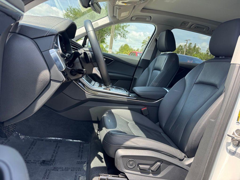 used 2023 Audi Q7 car, priced at $34,500