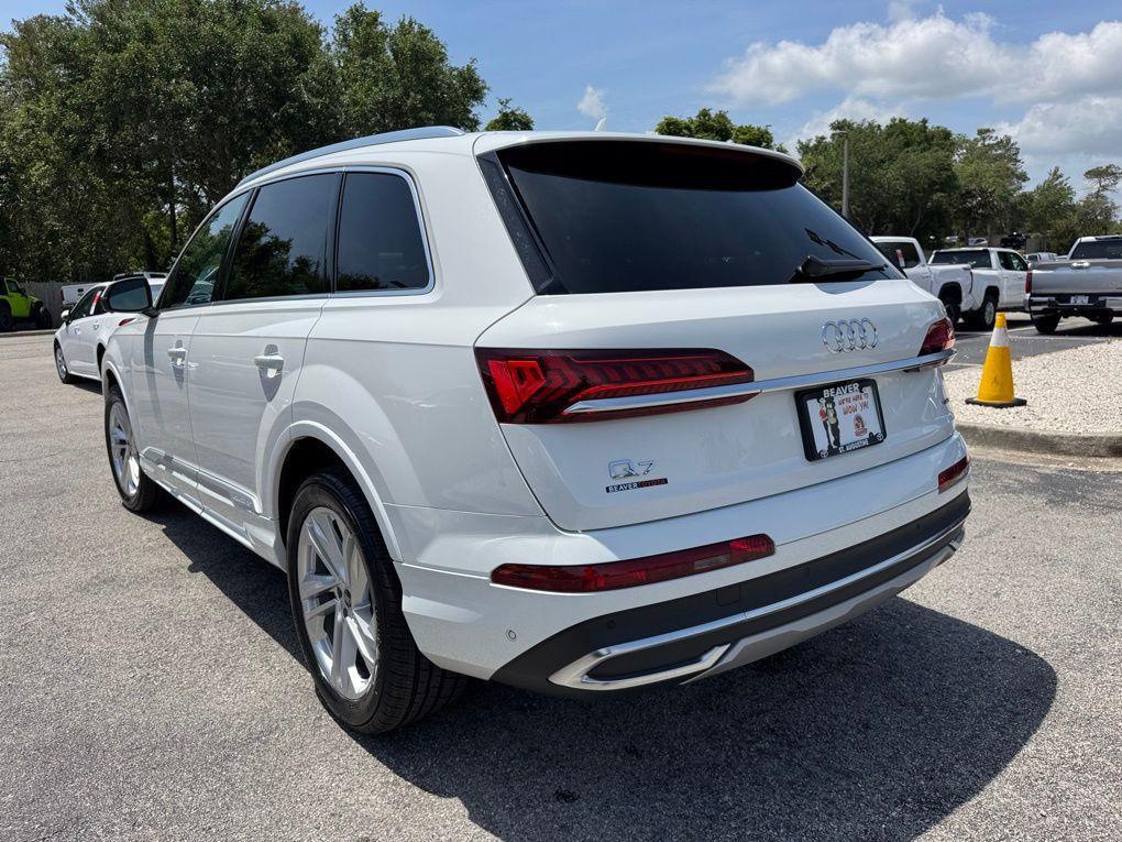 used 2023 Audi Q7 car, priced at $34,500