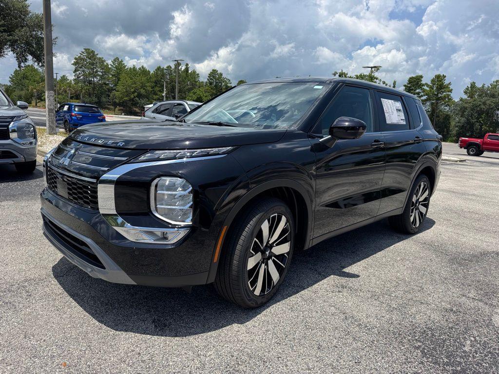 new 2025 Mitsubishi Outlander car, priced at $39,305