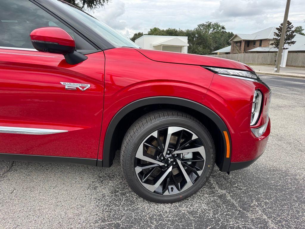 new 2025 Mitsubishi Outlander PHEV car, priced at $40,578