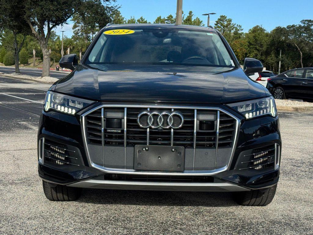 used 2024 Audi Q7 car, priced at $41,600