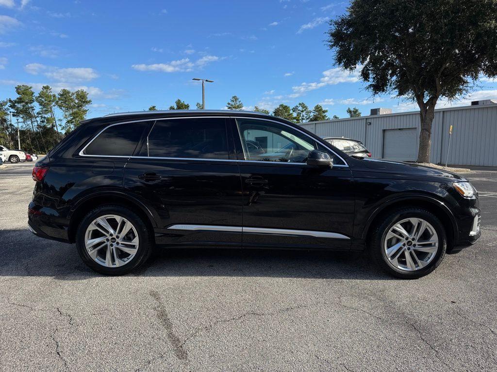 used 2024 Audi Q7 car, priced at $41,600