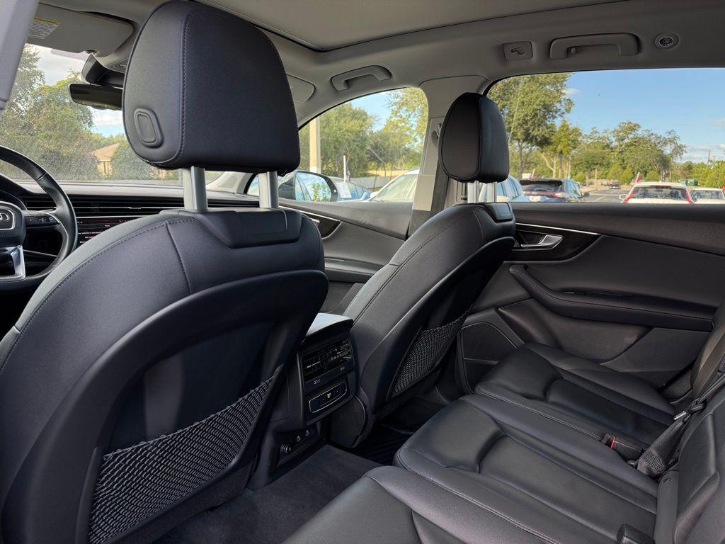 used 2024 Audi Q7 car, priced at $41,600