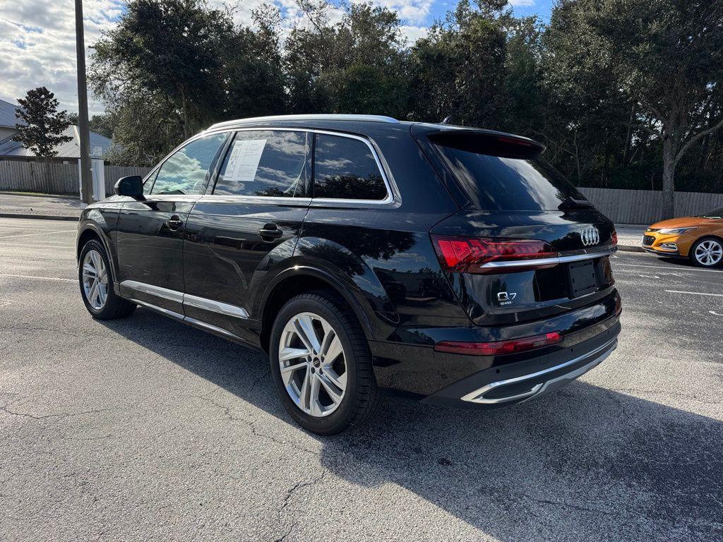 used 2024 Audi Q7 car, priced at $41,600