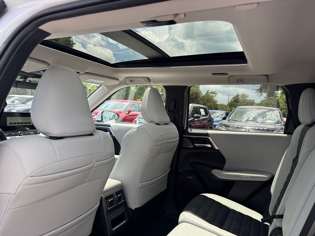 new 2025 Mitsubishi Outlander car, priced at $38,890