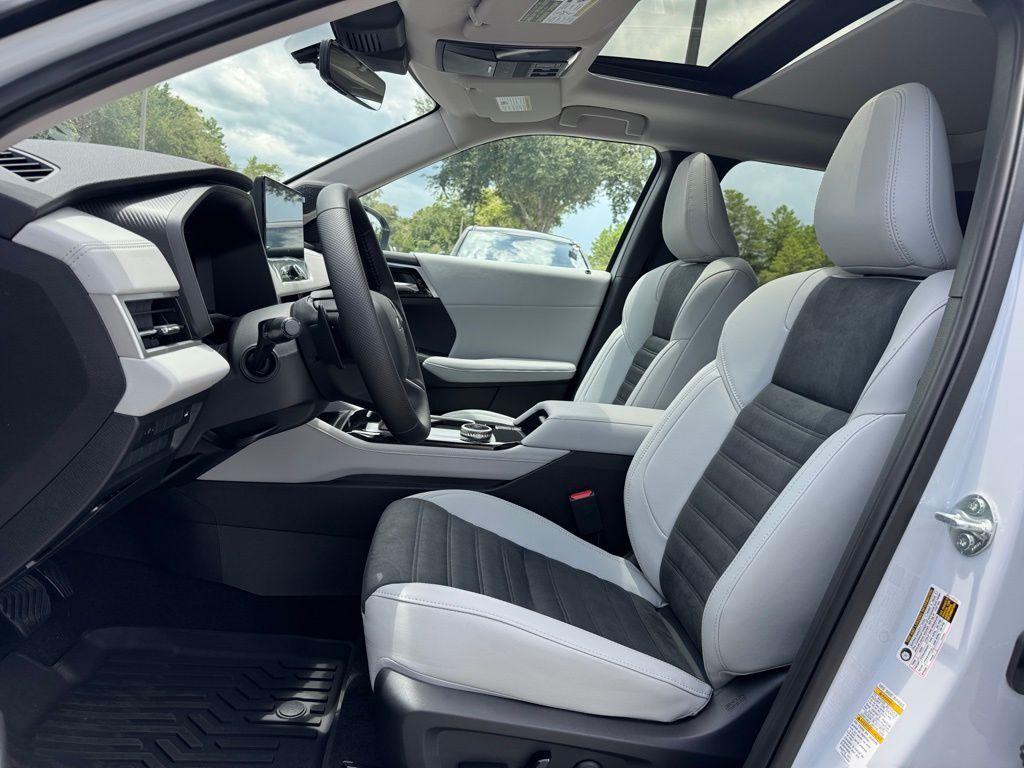 new 2025 Mitsubishi Outlander car, priced at $38,890
