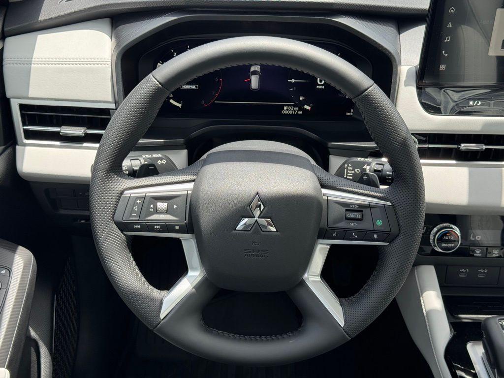 new 2025 Mitsubishi Outlander car, priced at $38,890