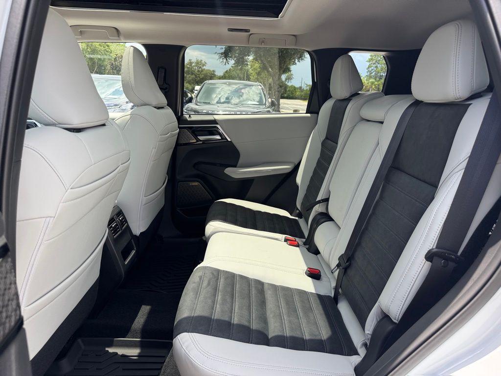 new 2025 Mitsubishi Outlander car, priced at $38,890