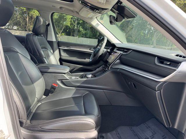 used 2024 Jeep Grand Cherokee L car, priced at $39,400