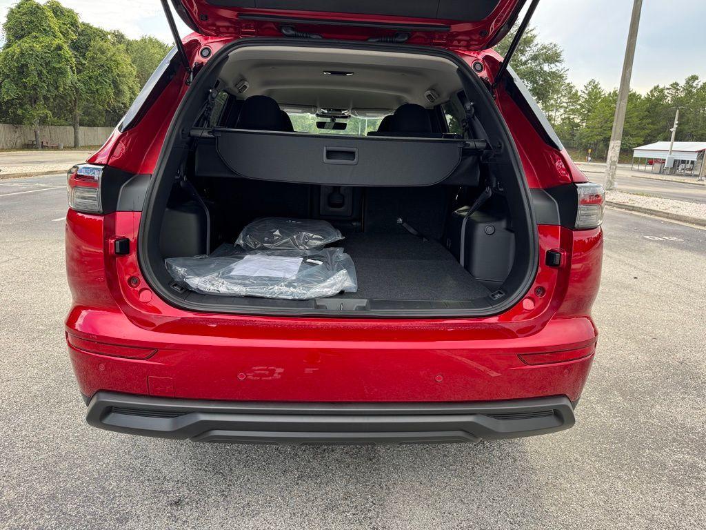 new 2025 Mitsubishi Outlander car, priced at $32,830
