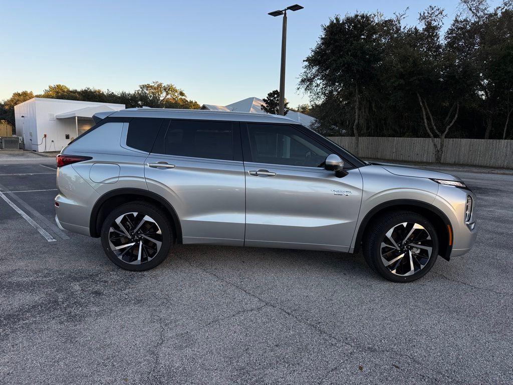 new 2025 Mitsubishi Outlander PHEV car, priced at $41,050