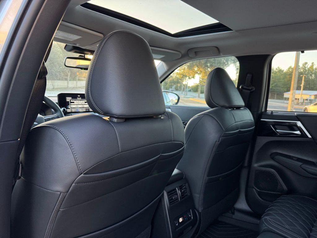 new 2025 Mitsubishi Outlander PHEV car, priced at $41,050