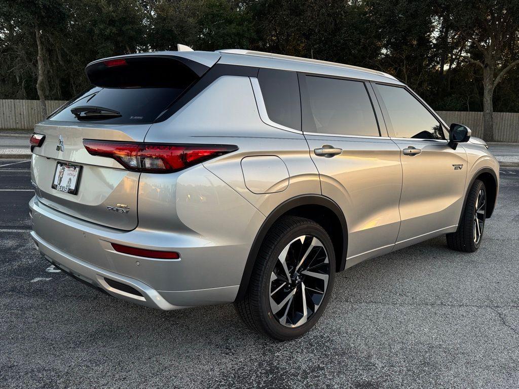 new 2025 Mitsubishi Outlander PHEV car, priced at $41,050