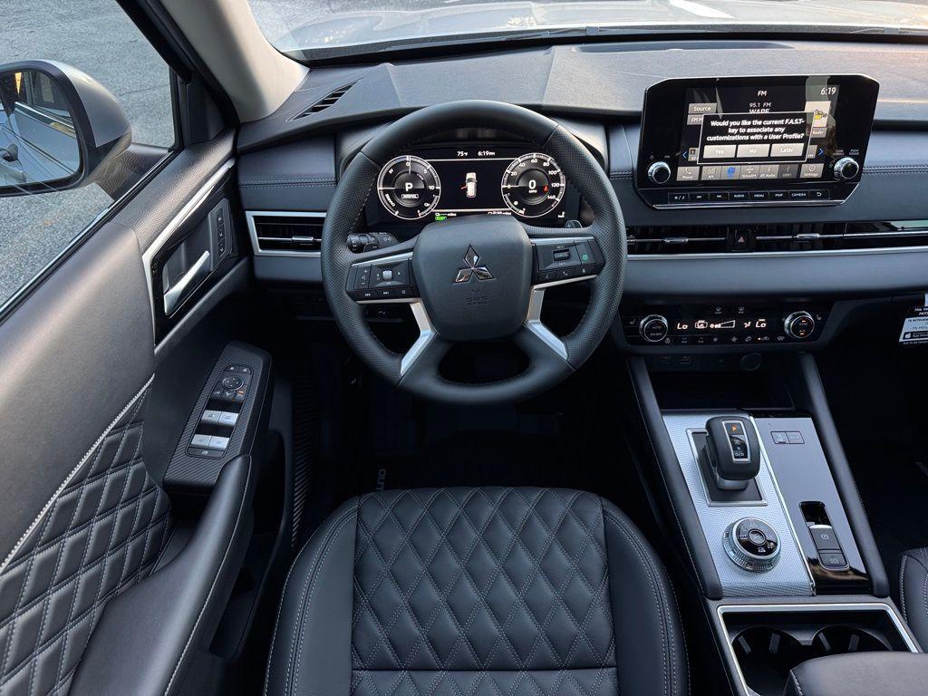 new 2025 Mitsubishi Outlander PHEV car, priced at $41,050