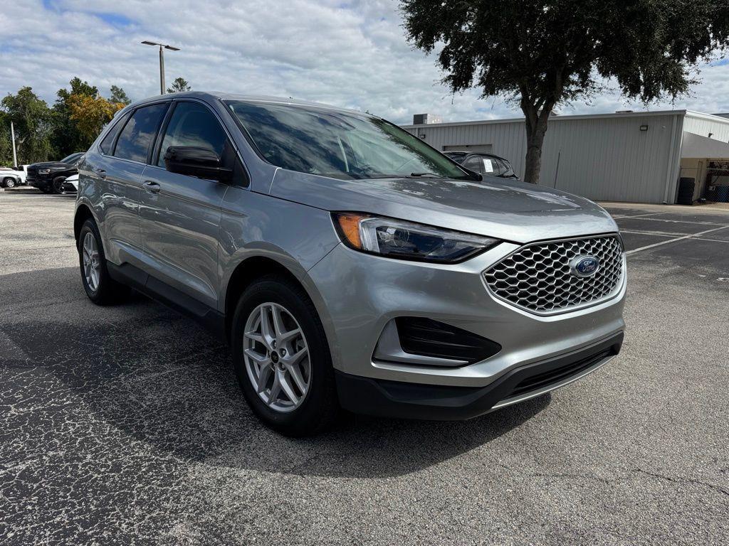used 2024 Ford Edge car, priced at $23,500