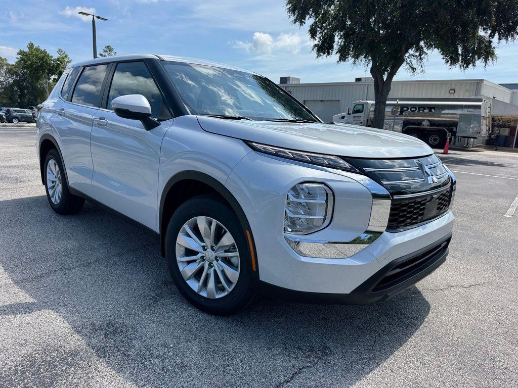new 2025 Mitsubishi Outlander car, priced at $32,830