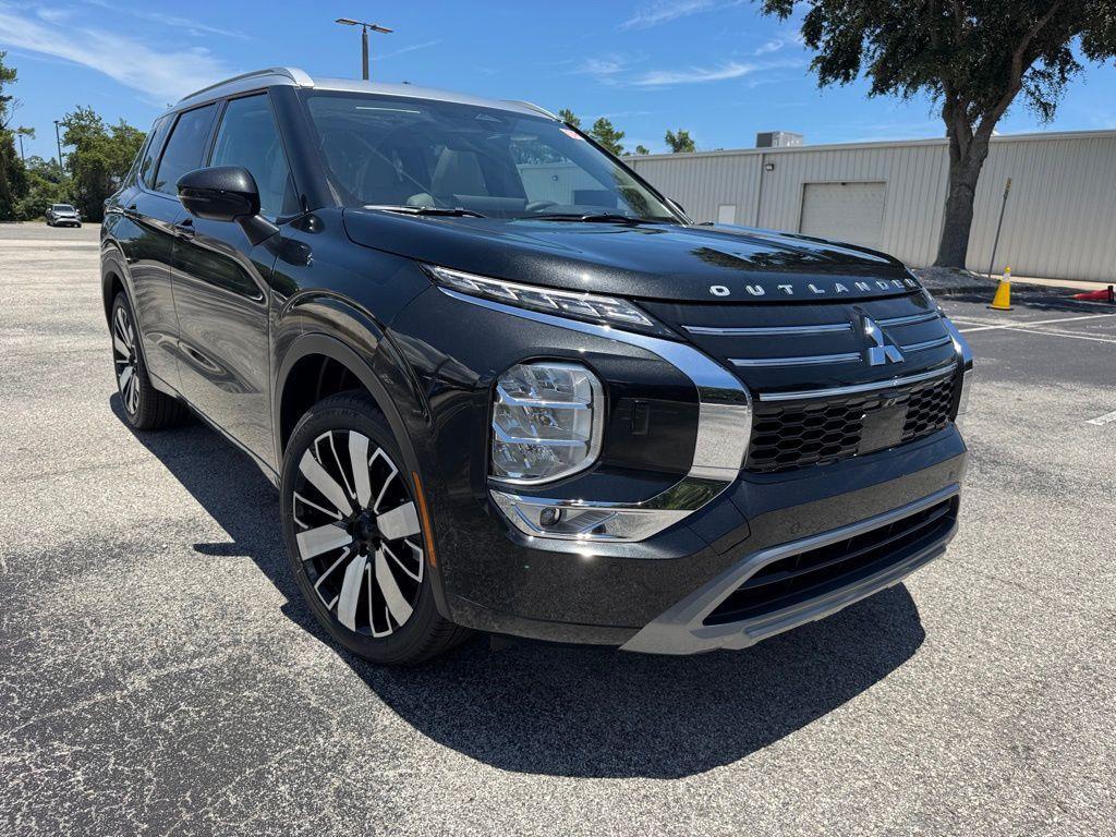 new 2025 Mitsubishi Outlander car, priced at $45,290