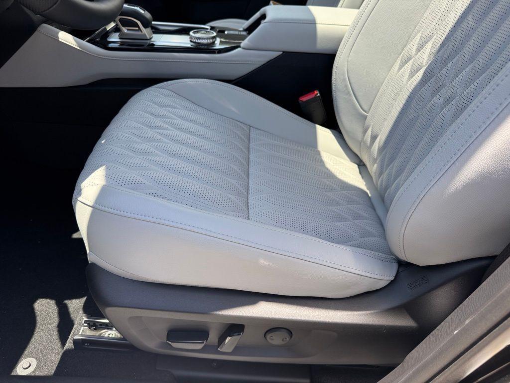 new 2025 Mitsubishi Outlander car, priced at $45,290