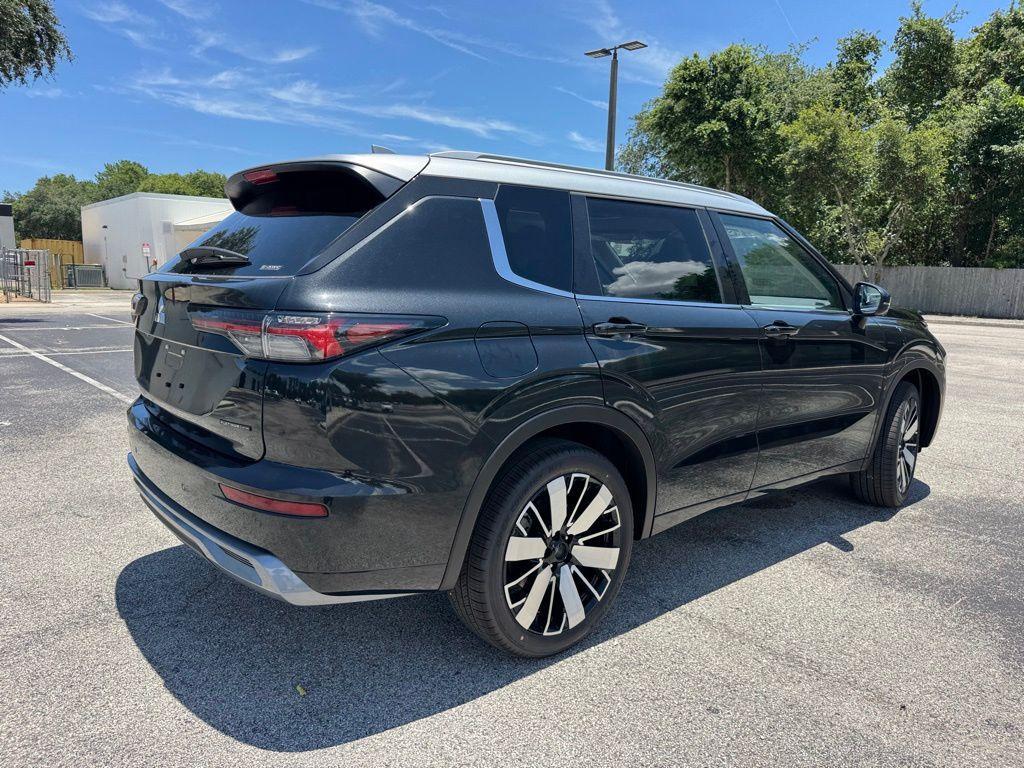 new 2025 Mitsubishi Outlander car, priced at $45,290