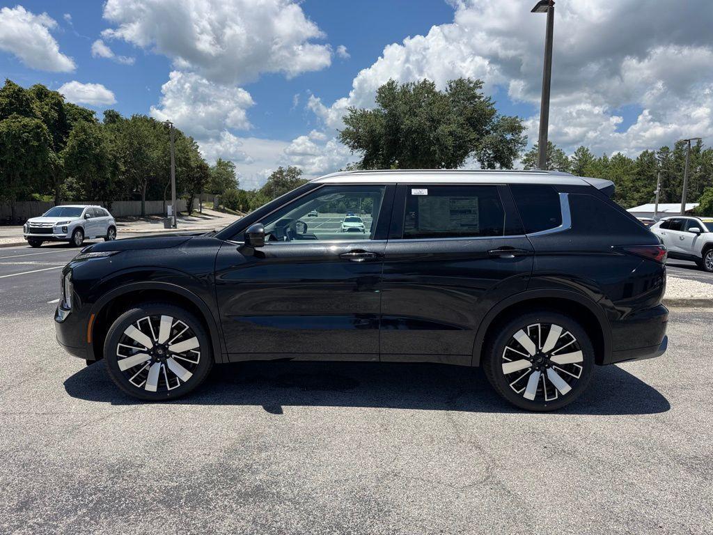 new 2025 Mitsubishi Outlander car, priced at $45,290