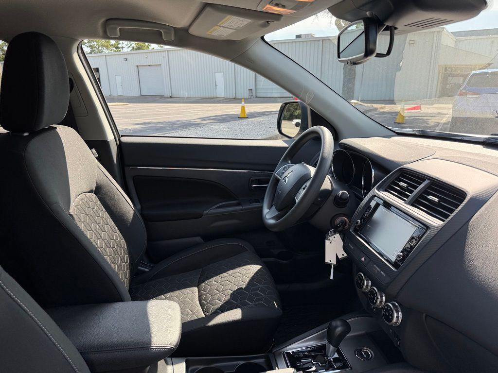 new 2025 Mitsubishi Outlander Sport car, priced at $28,290