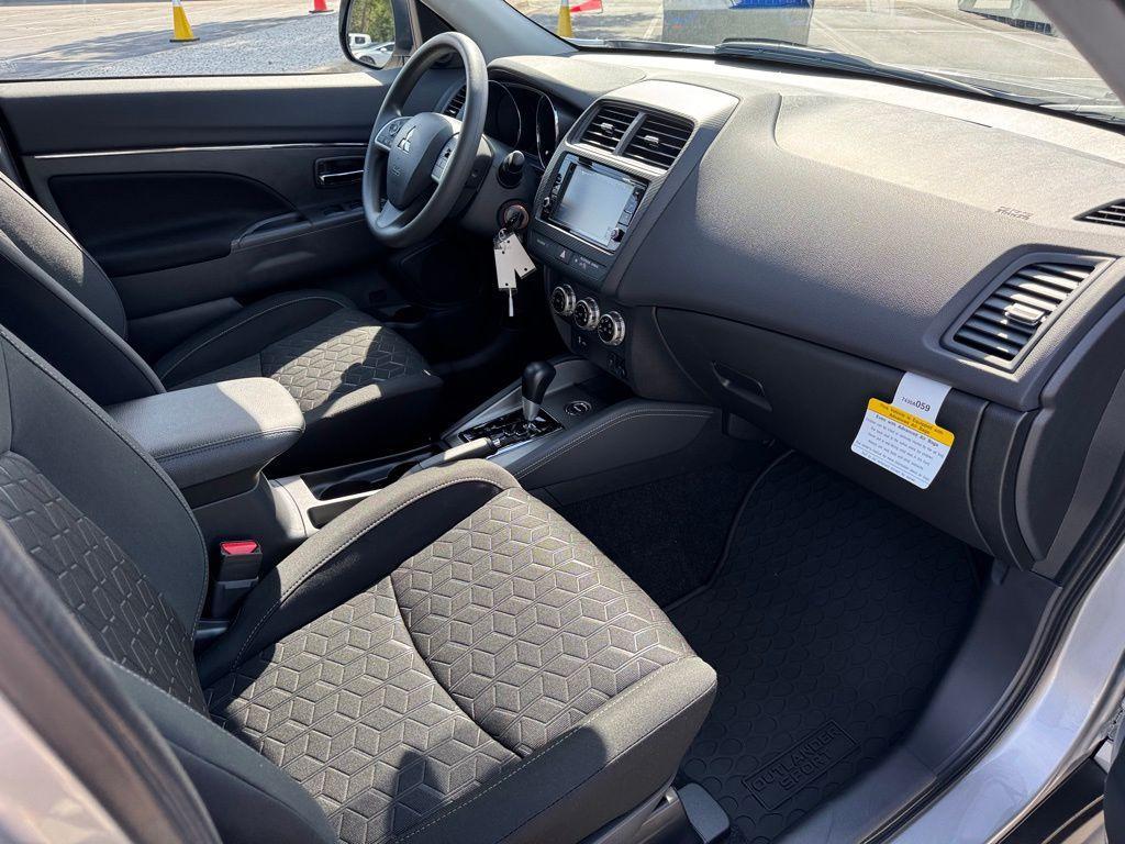 new 2025 Mitsubishi Outlander Sport car, priced at $28,290