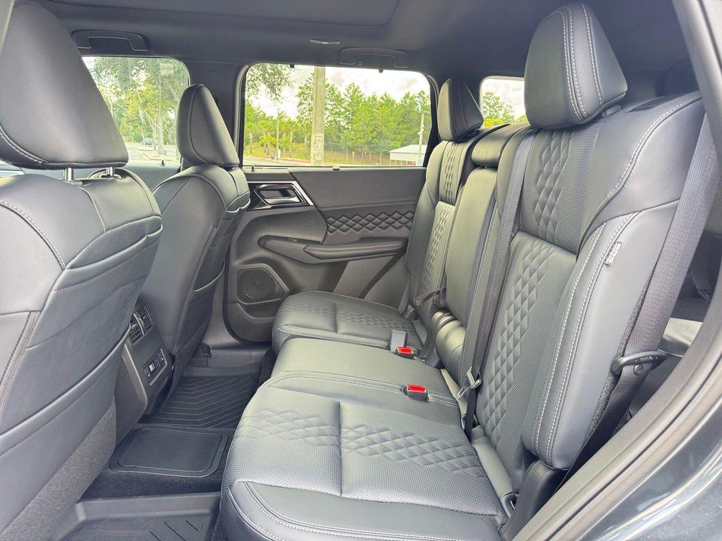 new 2025 Mitsubishi Outlander PHEV car, priced at $46,346