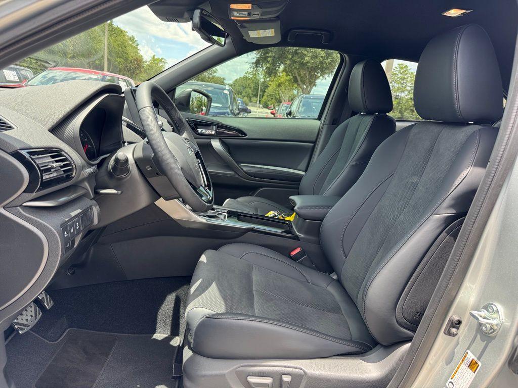 new 2025 Mitsubishi Eclipse Cross car, priced at $33,340